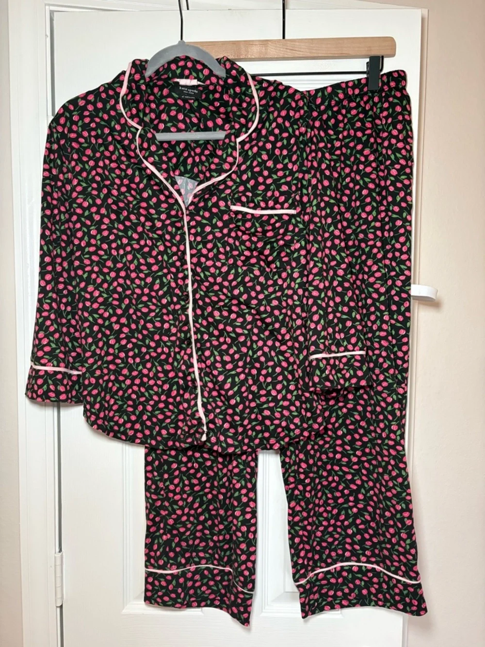 Kate Spade Cherry‎ Floral Pajama Set XL Black Pink 3/4 Sleeve Lounge Sleepwear